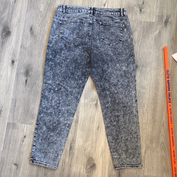 1822 Denim Charcoal Skinny Jeans - Picture 8 of 9